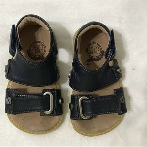 Livie & Luca Navy Size 5 Sandals